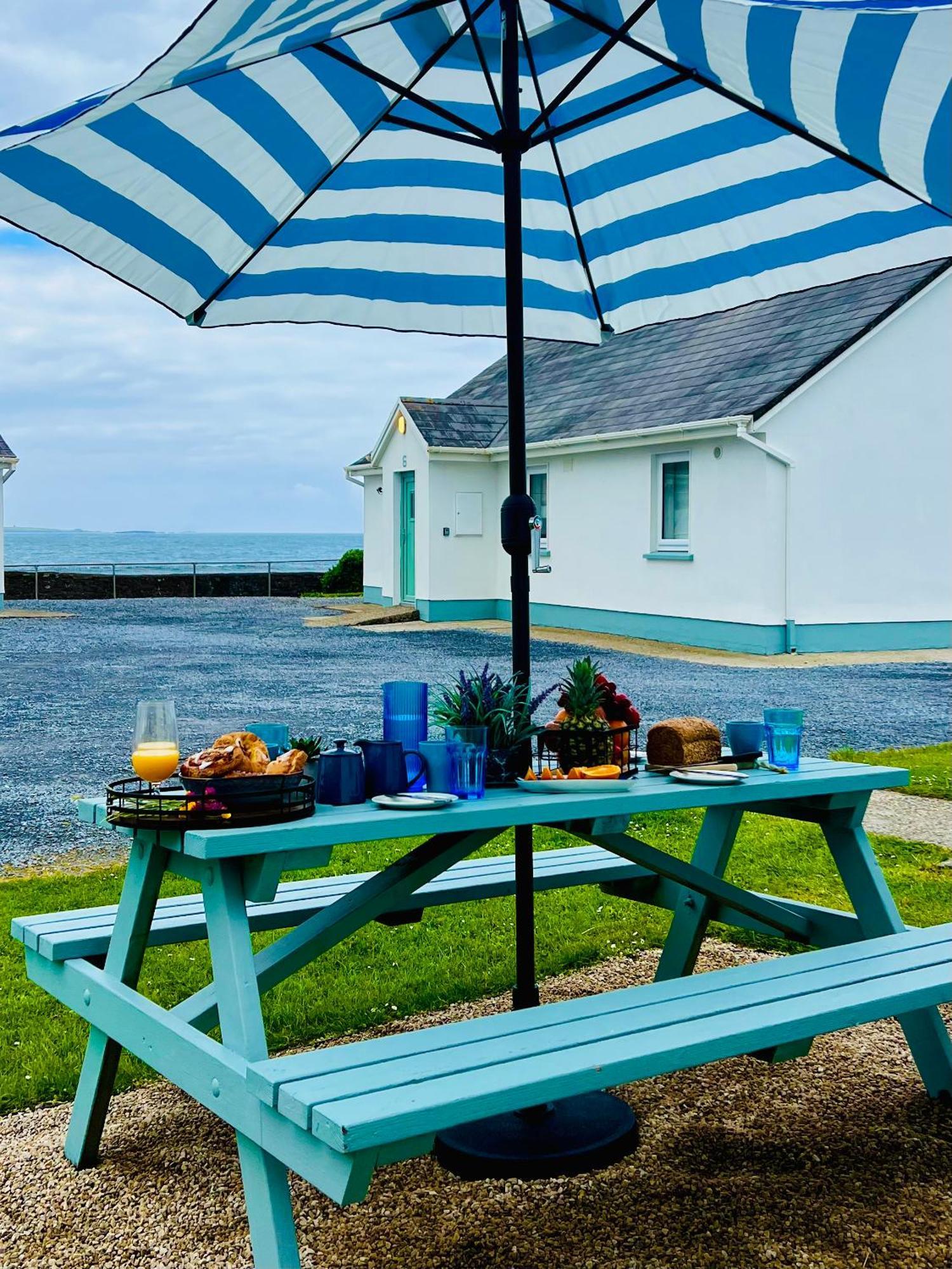 Armada Cottages Spanish Point Exteriér fotografie